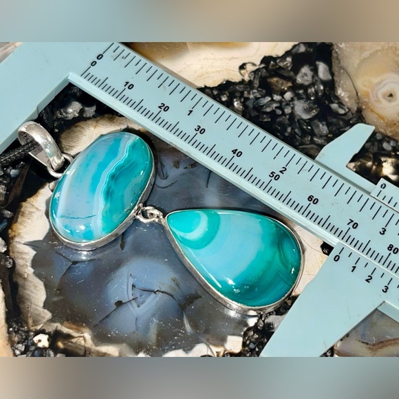 Botswana Lace Agate Pendant 2 7/8” - Picture 15 of 16